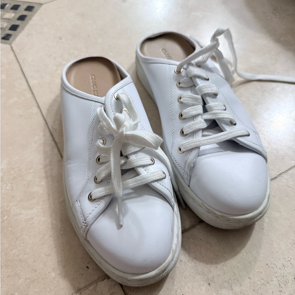 Club Monaco White Leather Sneakers